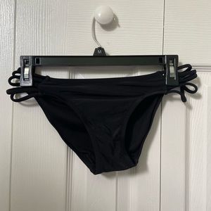 Black bikini bottoms